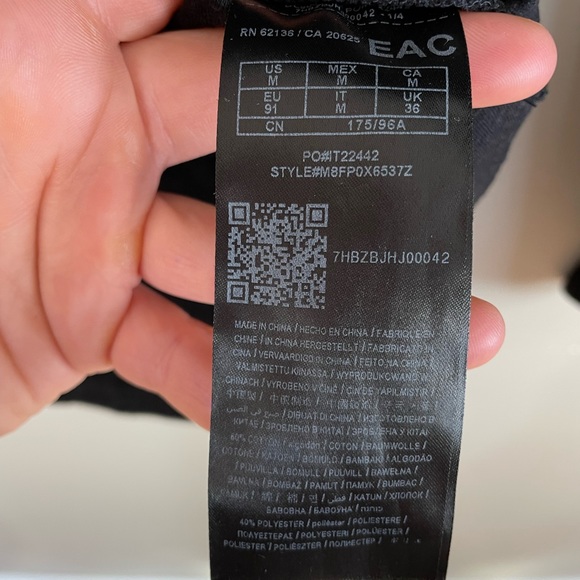 Guess Long sleeve - Picture 2 of 3